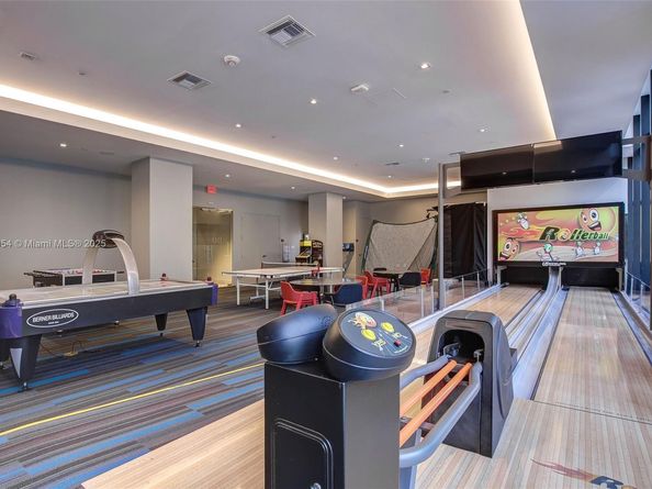 1010 Brickell Ave 4704, Miami FL 33131