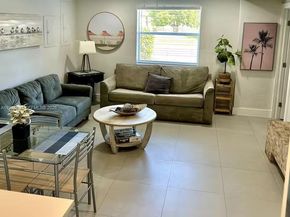 940 Charles St, West Palm Beach FL 33401
