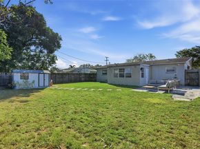 3221 NW 12th Pl, Lauderhill FL 33311