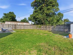 3221 NW 12th Pl, Lauderhill FL 33311