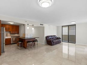 1623 Collins Ave 215, Miami Beach FL 33139