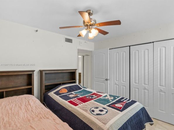 1623 Collins Ave 215, Miami Beach FL 33139