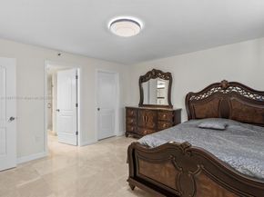 1623 Collins Ave 215, Miami Beach FL 33139