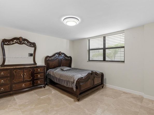 1623 Collins Ave 215, Miami Beach FL 33139