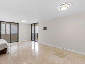 1623 Collins Ave 215, Miami Beach FL 33139