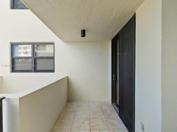 1623 Collins Ave 215, Miami Beach FL 33139