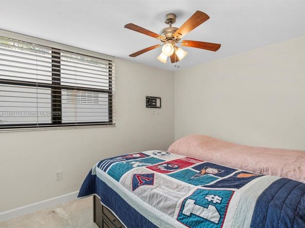 1623 Collins Ave 215, Miami Beach FL 33139