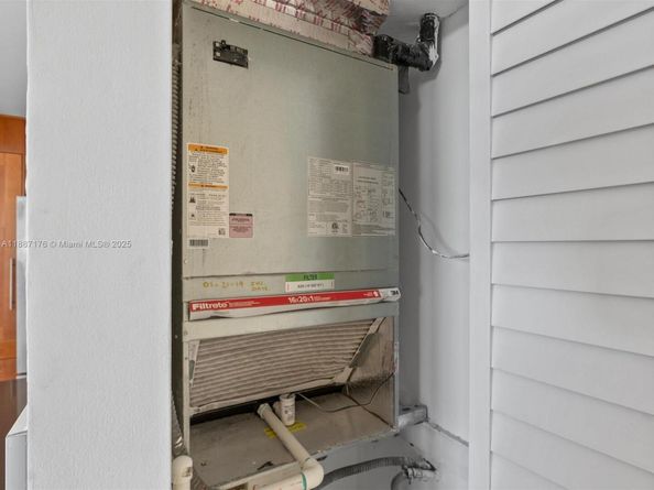 1623 Collins Ave 215, Miami Beach FL 33139