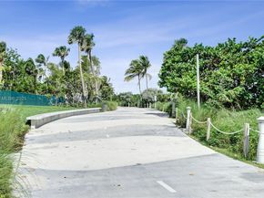 7330 Ocean Ter 20B, Miami Beach FL 33141