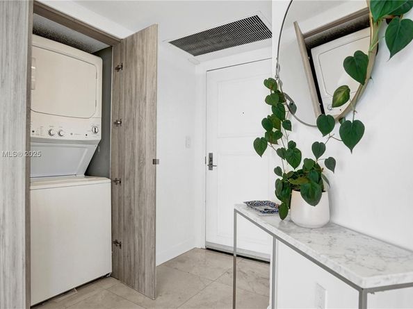 7330 Ocean Ter 20B, Miami Beach FL 33141