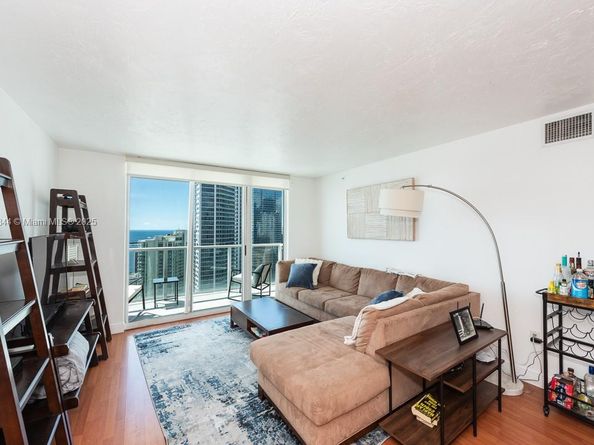 1155 Brickell Bay Dr 3403, Miami FL 33131
