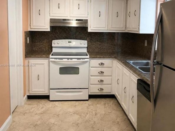 1601 N K St, Lake Worth FL 33460