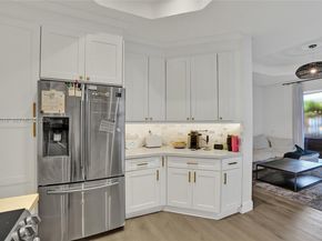 9046 SW 160th Ter, Palmetto Bay FL 33157