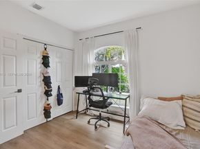 9046 SW 160th Ter, Palmetto Bay FL 33157