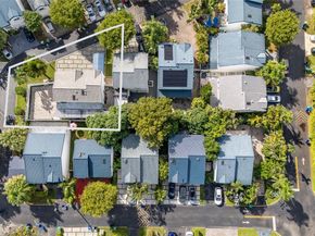 351 NE 211th St, Miami FL 33179