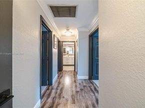 18201 NW 16th St, Pembroke Pines FL 33029