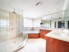 18201 NW 16th St, Pembroke Pines FL 33029