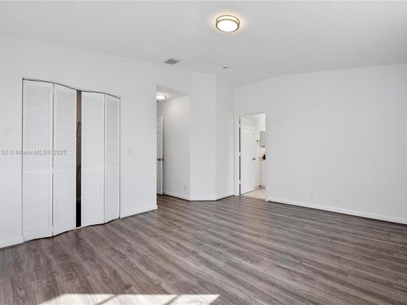 3991 NW 92 Avenue, Sunrise FL 33351