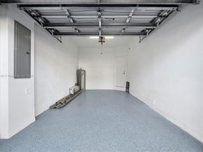 3991 NW 92 Avenue, Sunrise FL 33351