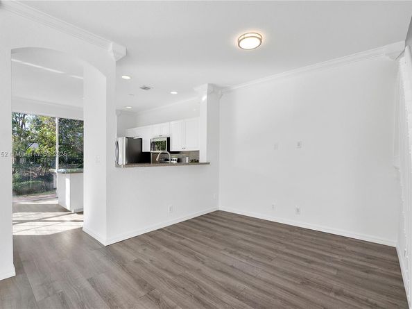 3991 NW 92 Avenue, Sunrise FL 33351