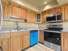 7217 SW 3rd Ct, North Lauderdale FL 33068