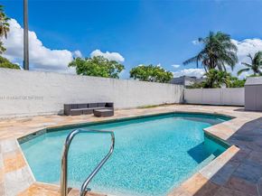 7217 SW 3rd Ct, North Lauderdale FL 33068