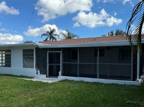 2400 N 57th Way, Hollywood FL 33021