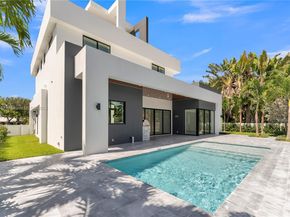 3205 Leigh Rd, Pompano Beach FL 33062