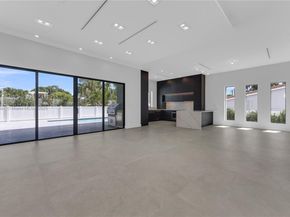 3205 Leigh Rd, Pompano Beach FL 33062