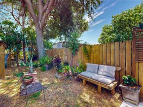 561 NW 53rd St, Miami FL 33127