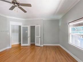 561 NW 53rd St, Miami FL 33127