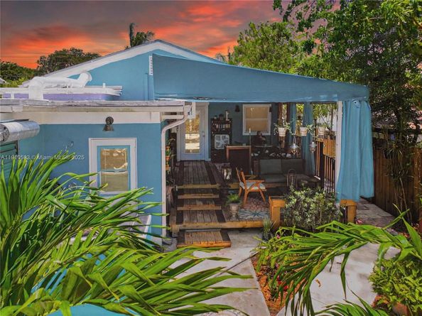 561 NW 53rd St, Miami FL 33127