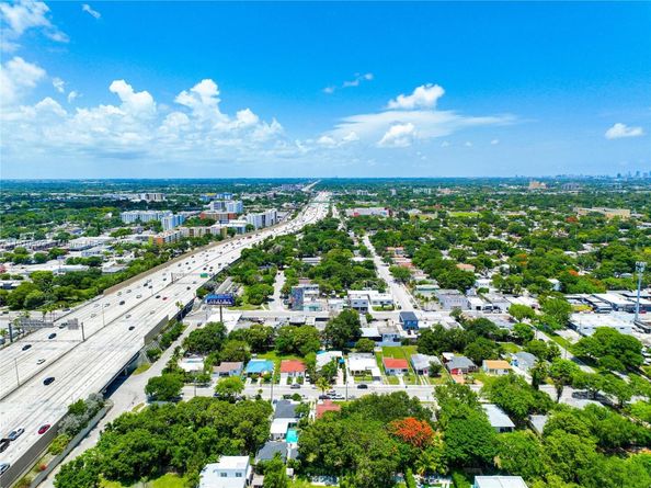 561 NW 53rd St, Miami FL 33127