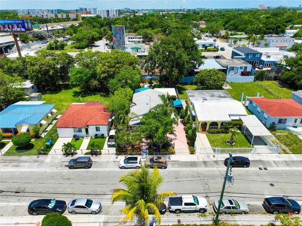 561 NW 53rd St, Miami FL 33127