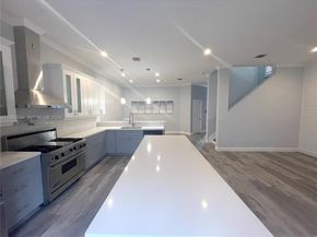 2755 Treasure Cove Cir, Dania Beach FL 33312