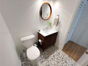 4555 SW 68th Ct Cir 111, Miami FL 33155