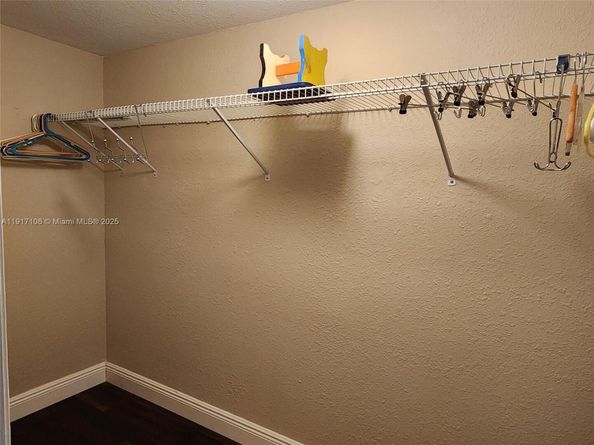 6731 Cypress Rd 411, Plantation FL 33317