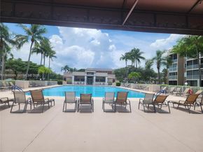 7694 Granville Dr 412E, Tamarac FL 33321