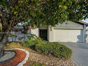 8084 Buttonwood Cir, Tamarac FL 33321