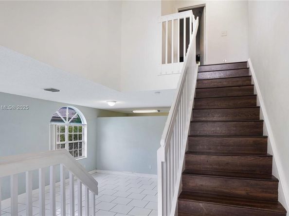 1498 NW 153rd Ln, Pembroke Pines FL 33028