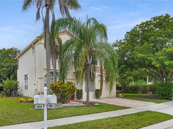 1498 NW 153rd Ln, Pembroke Pines FL 33028