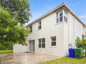 1498 NW 153rd Ln, Pembroke Pines FL 33028