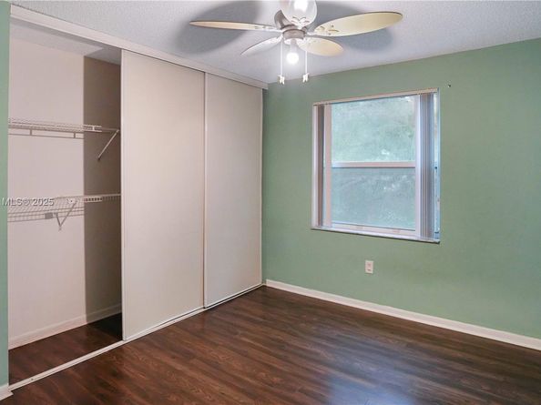 1498 NW 153rd Ln, Pembroke Pines FL 33028