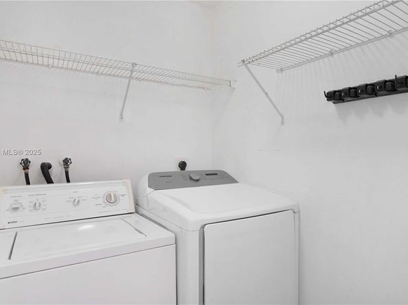 1498 NW 153rd Ln, Pembroke Pines FL 33028