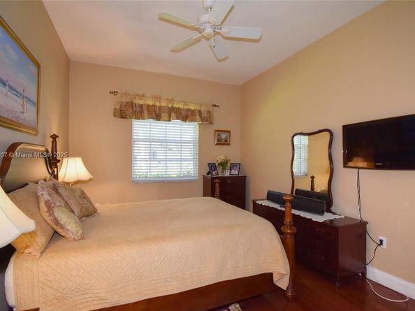 4240 SW 131st Ave, Davie FL 33330