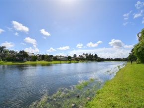 4240 SW 131st Ave, Davie FL 33330