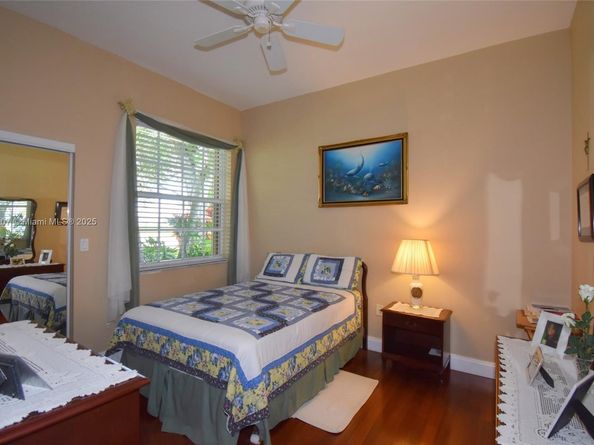 4240 SW 131st Ave, Davie FL 33330