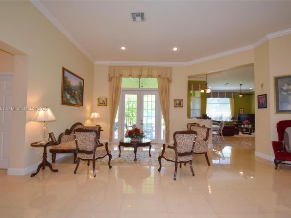 4240 SW 131st Ave, Davie FL 33330