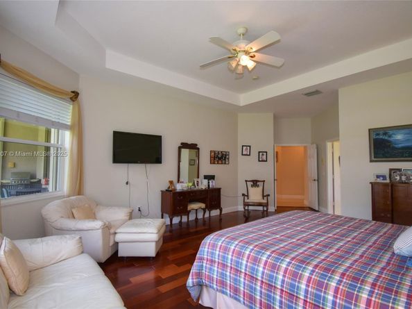 4240 SW 131st Ave, Davie FL 33330