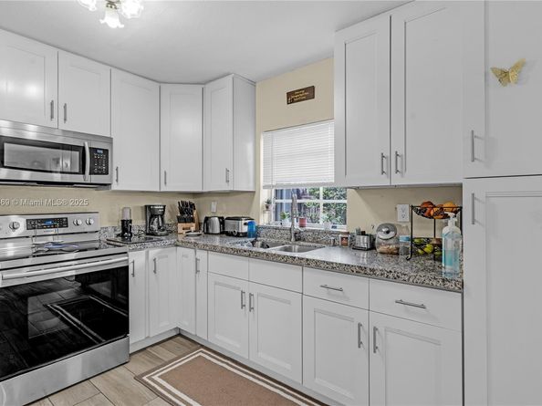 14820 SW 297th St, Homestead FL 33033